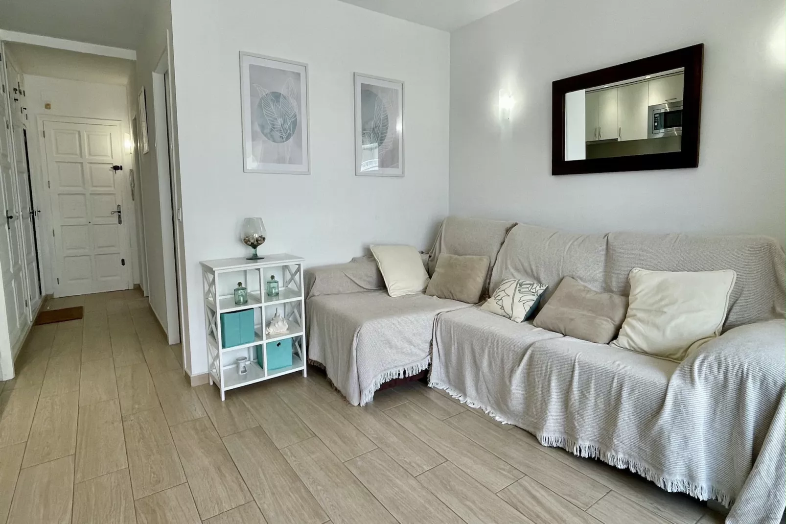 JADEMAR 062-B-Living room