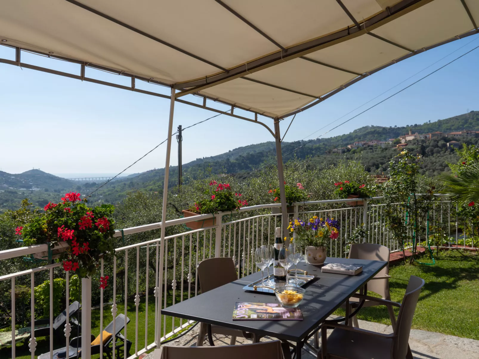 Villa Paradiso (DOL191)-Outside