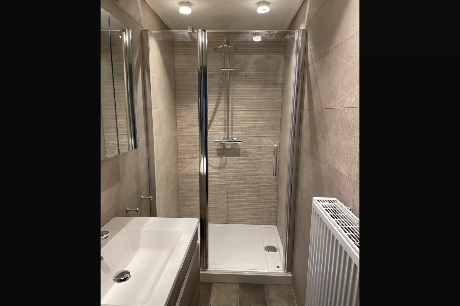 Gite La Randonnée II-Badezimmer