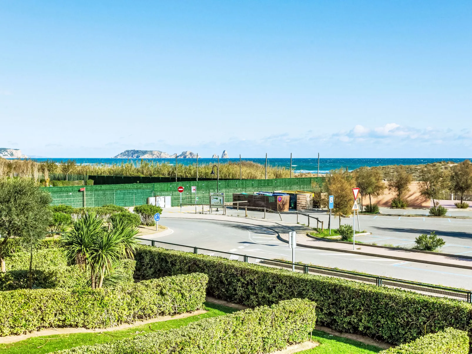 "Port Pals Sea View"-Outside