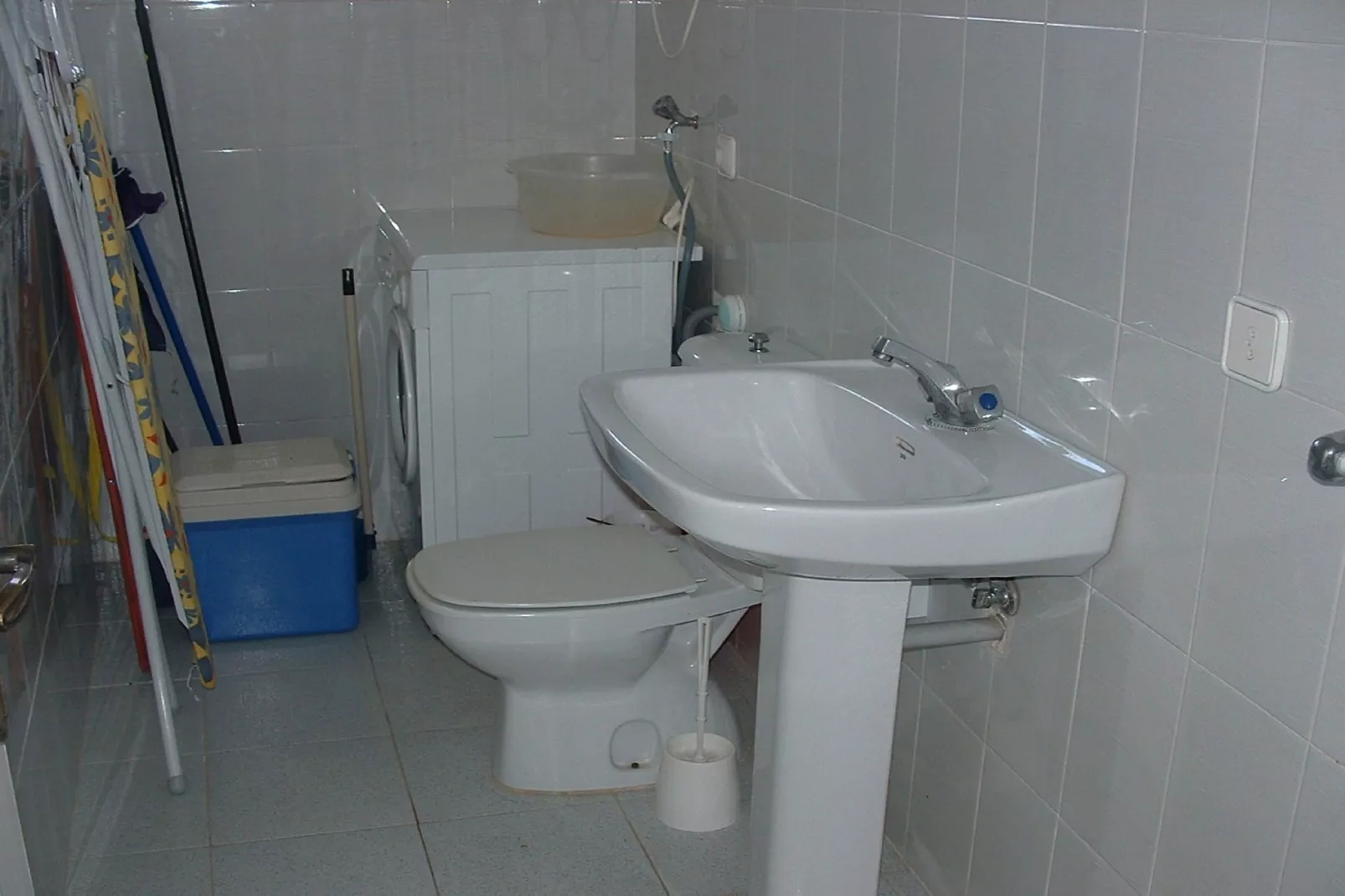 MAGDA PARK J-2E-Bathroom