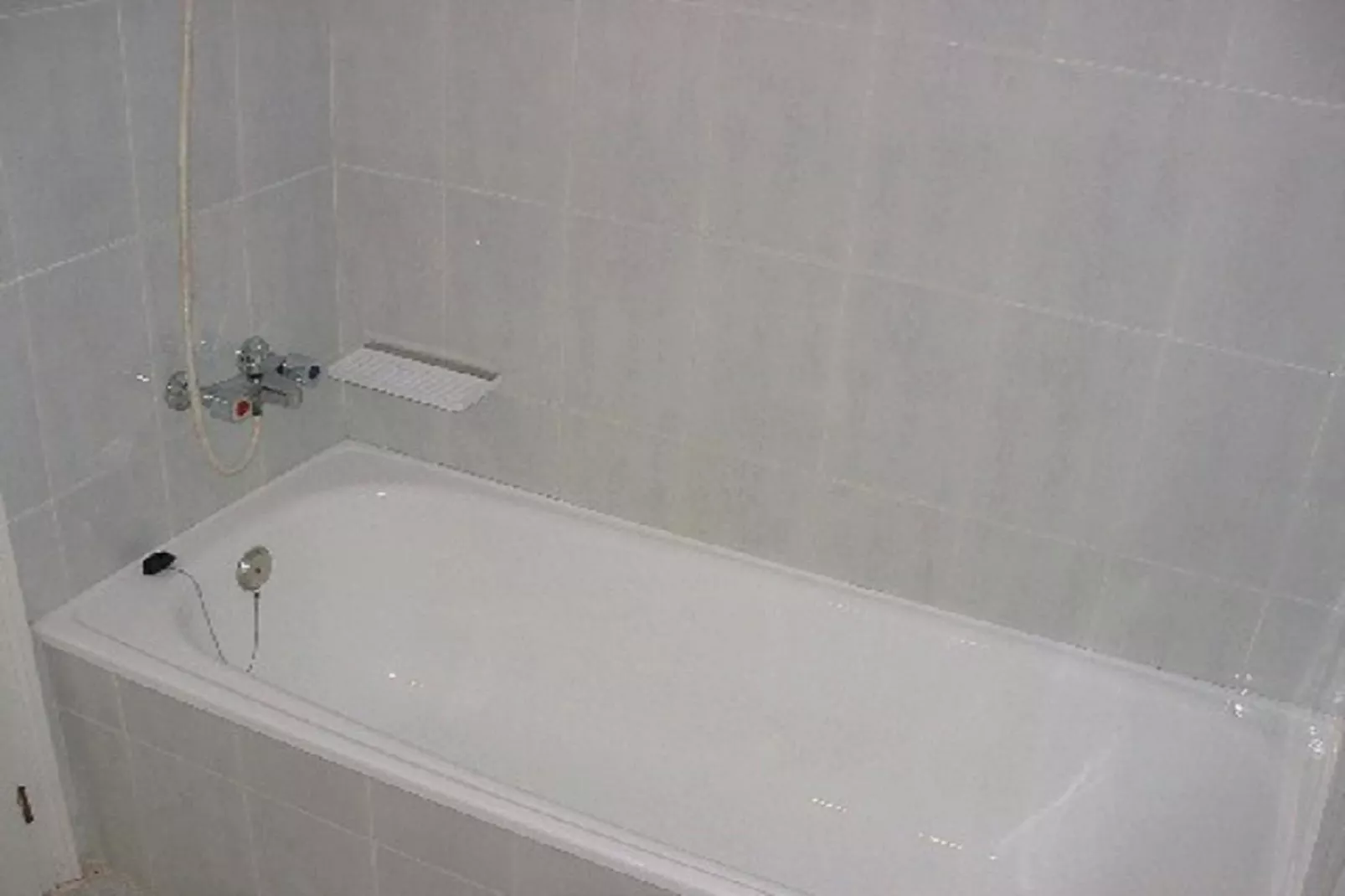 MAGDA PARK J-2E-Bathroom