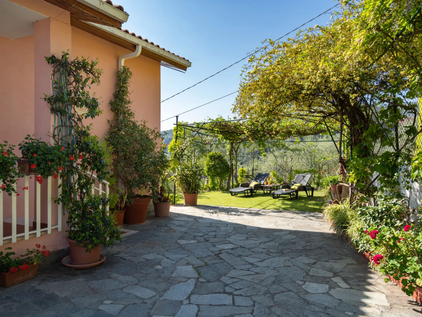Villa Paradiso (DOL192)-Outside