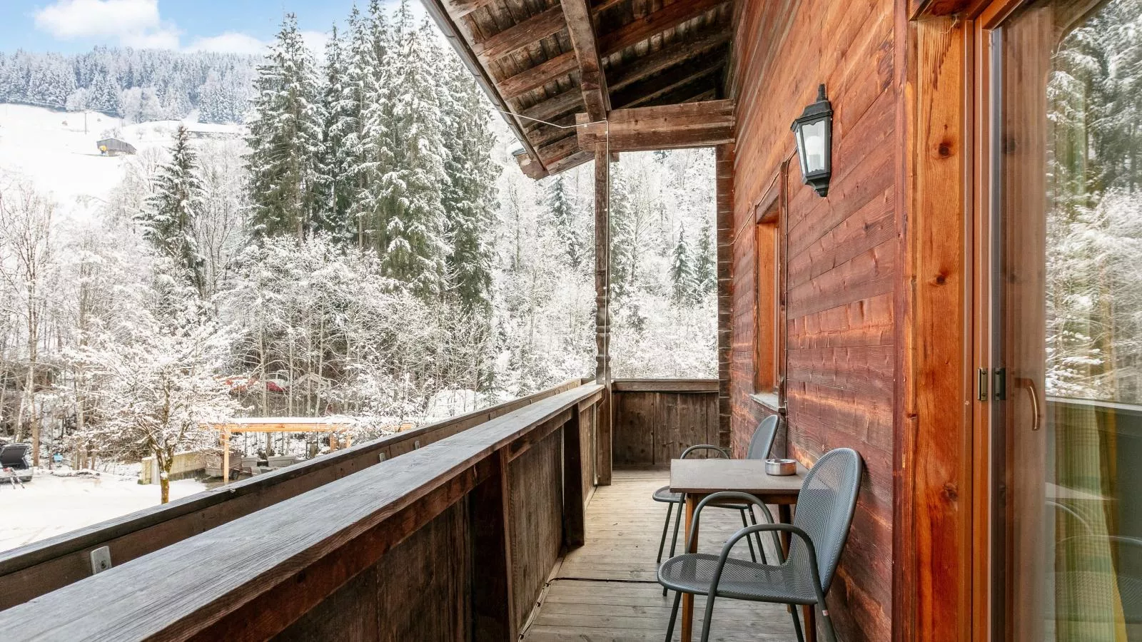 Zellner Top 3-Terrace balcony