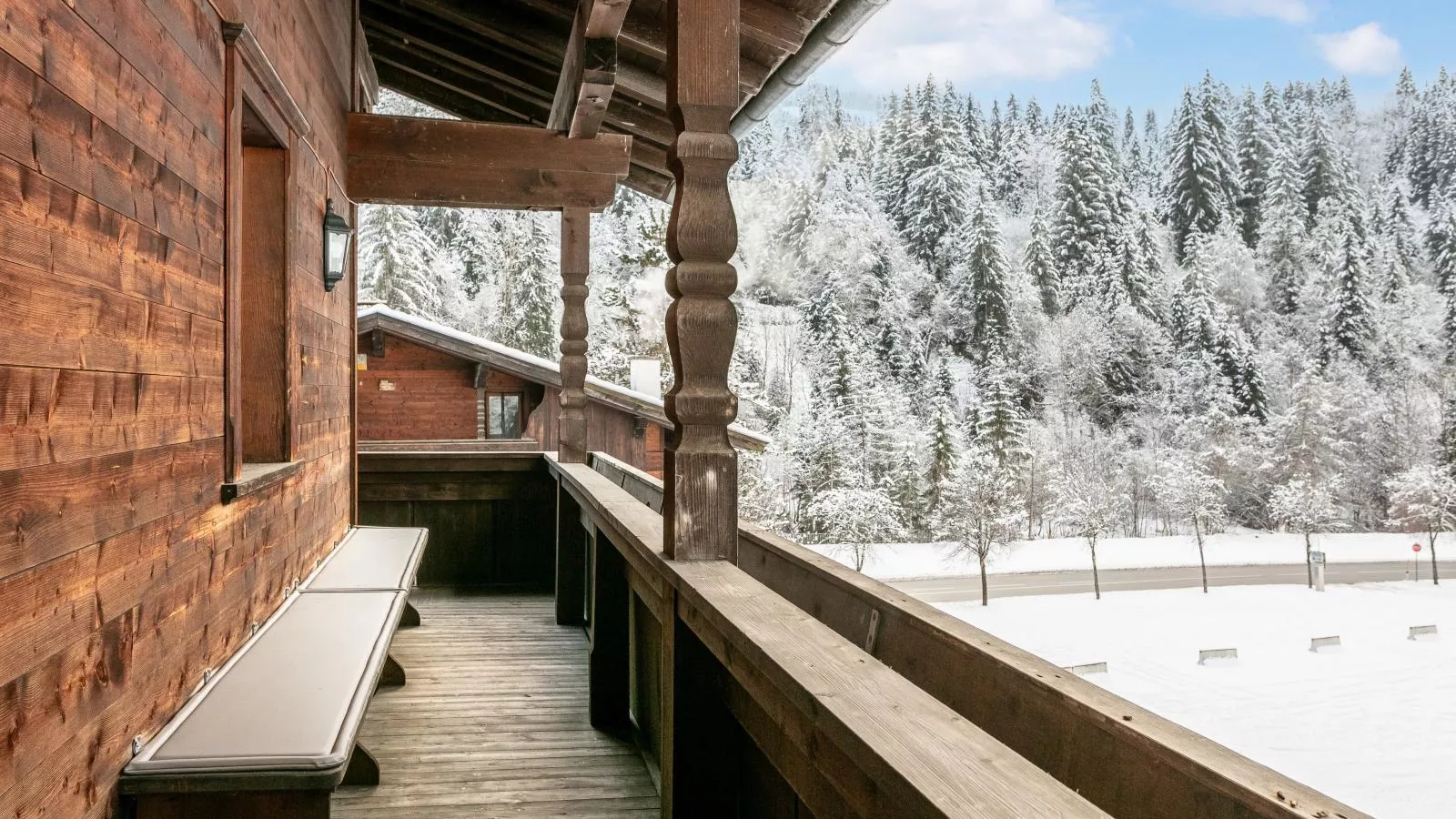 Zellner Top 3-Terrace balcony