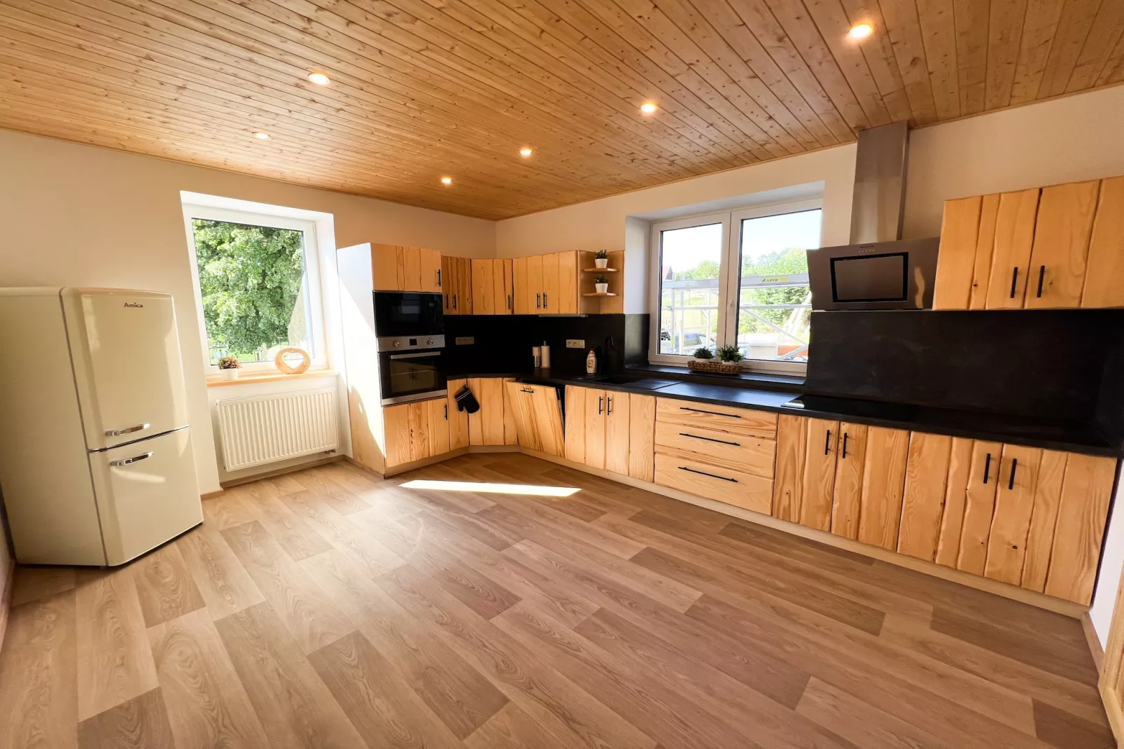 Jiretín p. Jedlovou - NDW445-Kitchen