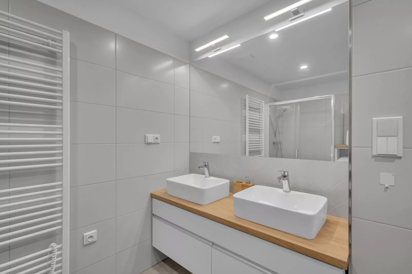 Cerny Dul KCL062-B-Bathroom