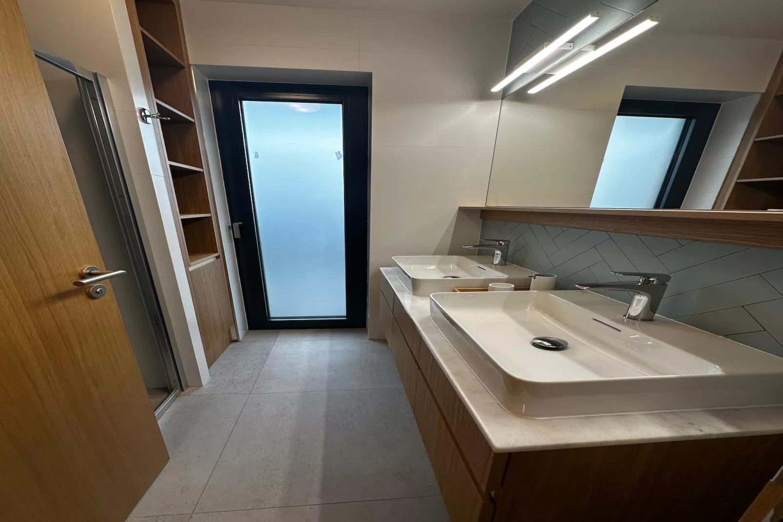 Cerny Dul KCB045-B1-Bathroom