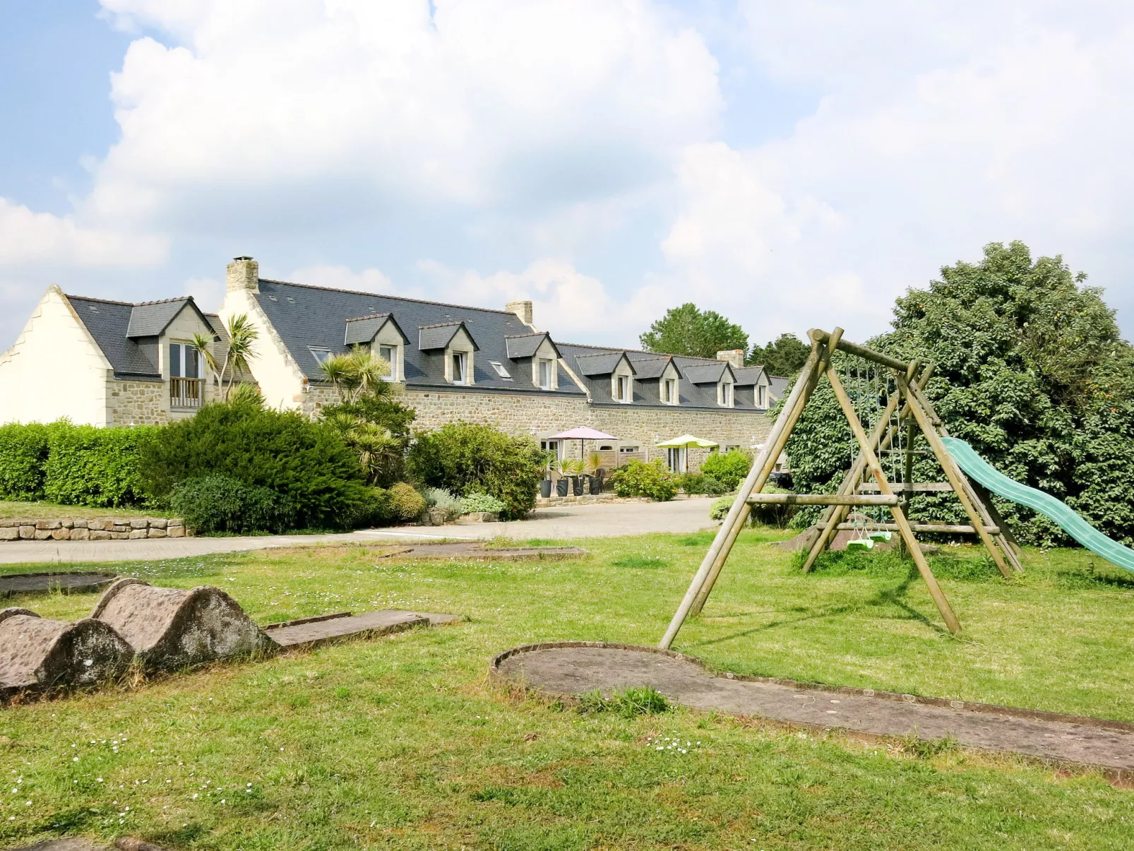 Groix-Outside