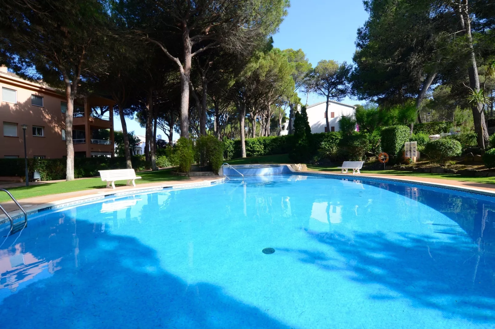 PUIG SA GUILLA I C B2-Pool