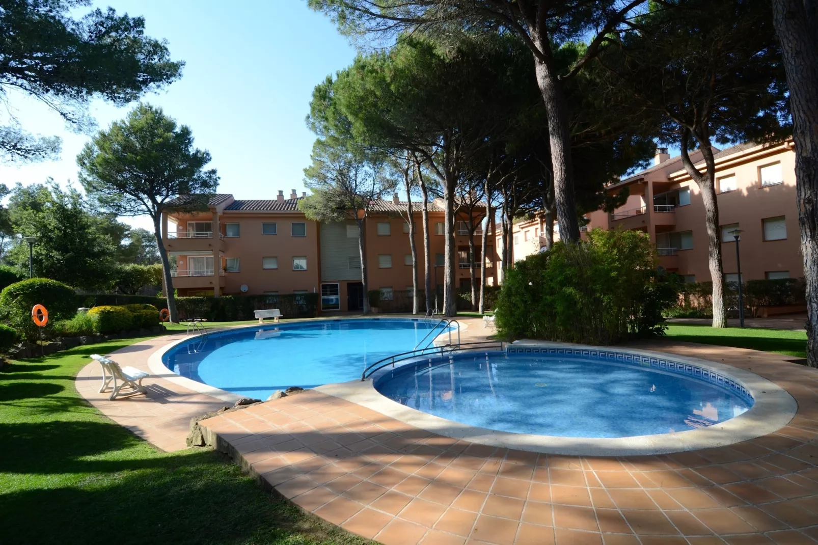 PUIG SA GUILLA I C B2-Exterior summer