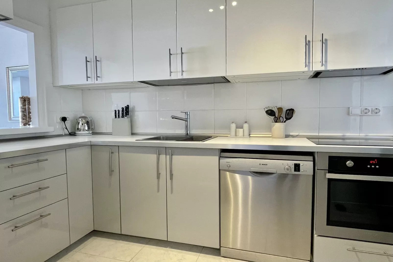 PUIG SA GUILLA I C B2-Kitchen