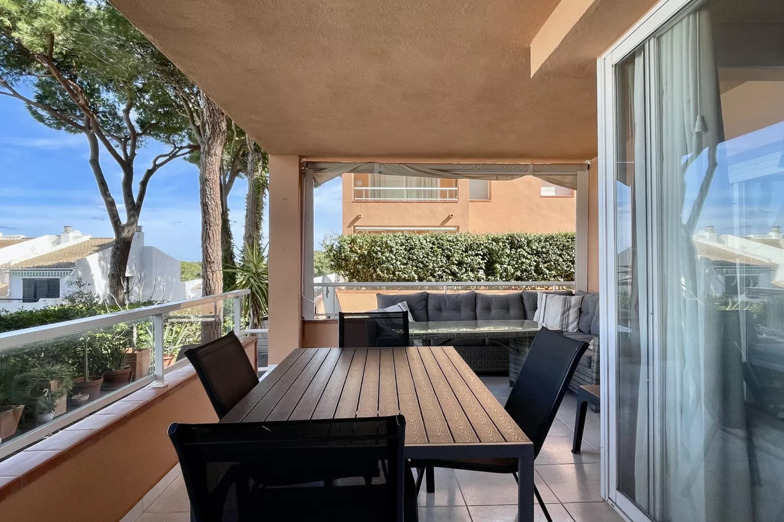 PUIG SA GUILLA I C B2-Terrace