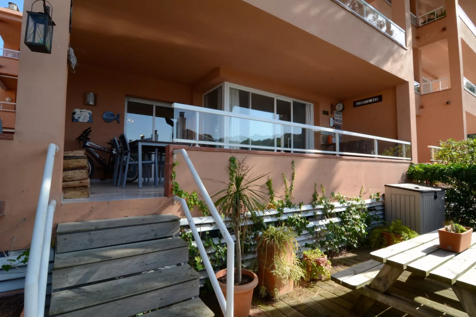 PUIG SA GUILLA I C B2-Terrace
