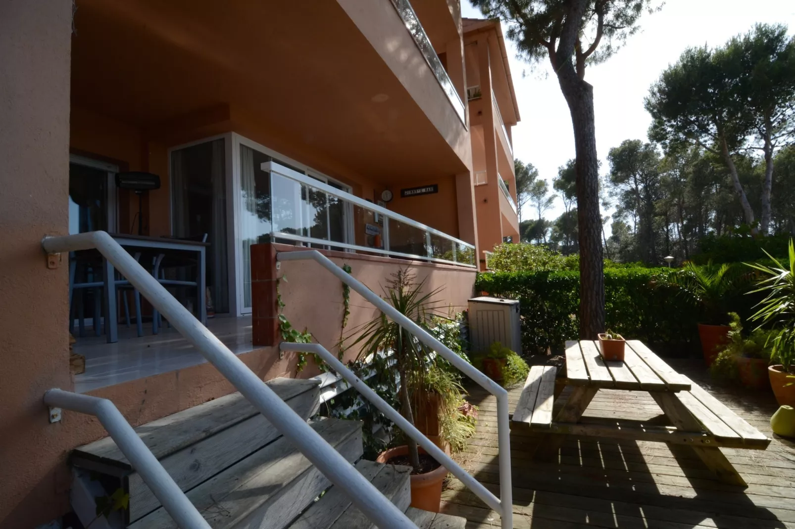 PUIG SA GUILLA I C B2-Terrace