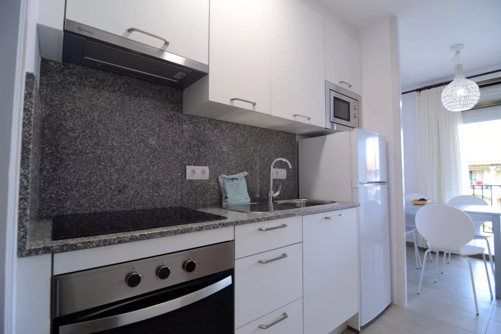 JADEMAR 069-B-Kitchen