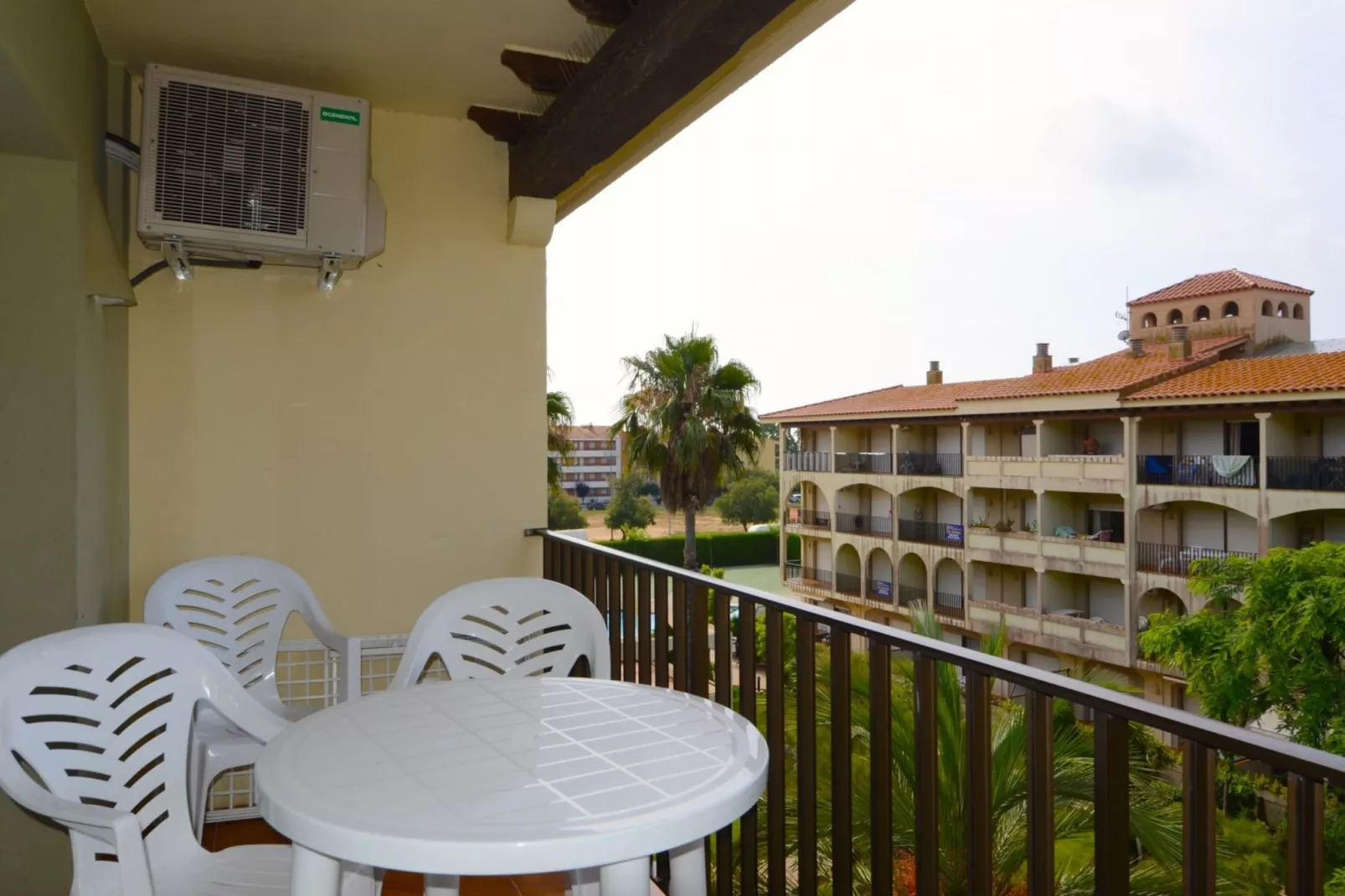 JADEMAR 069-B-Terrace balcony