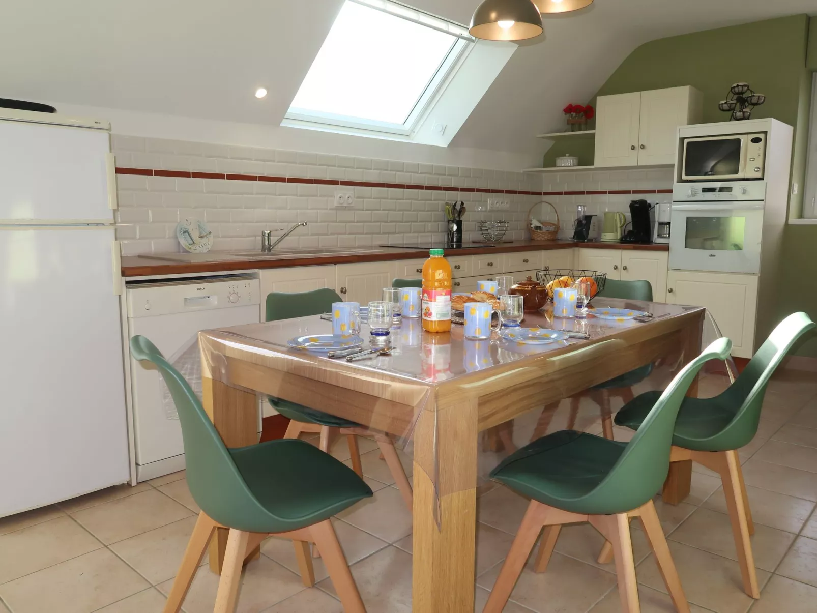 Groix-Inside