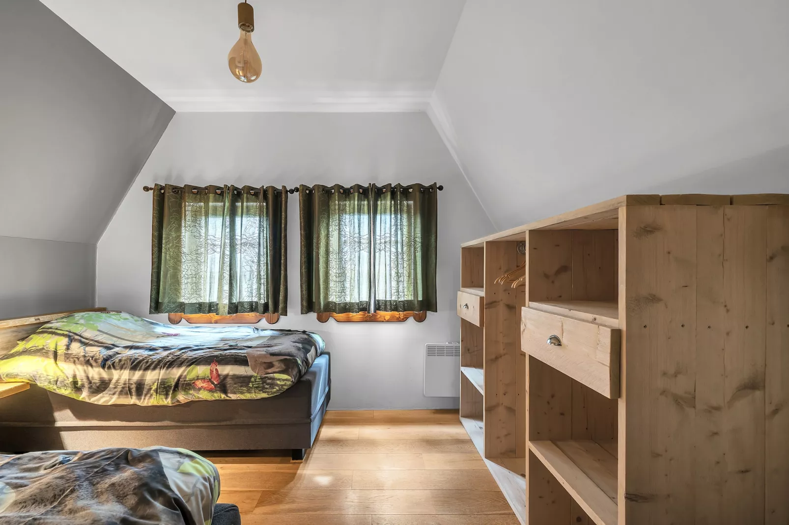 Stupna KSS180-Bedroom