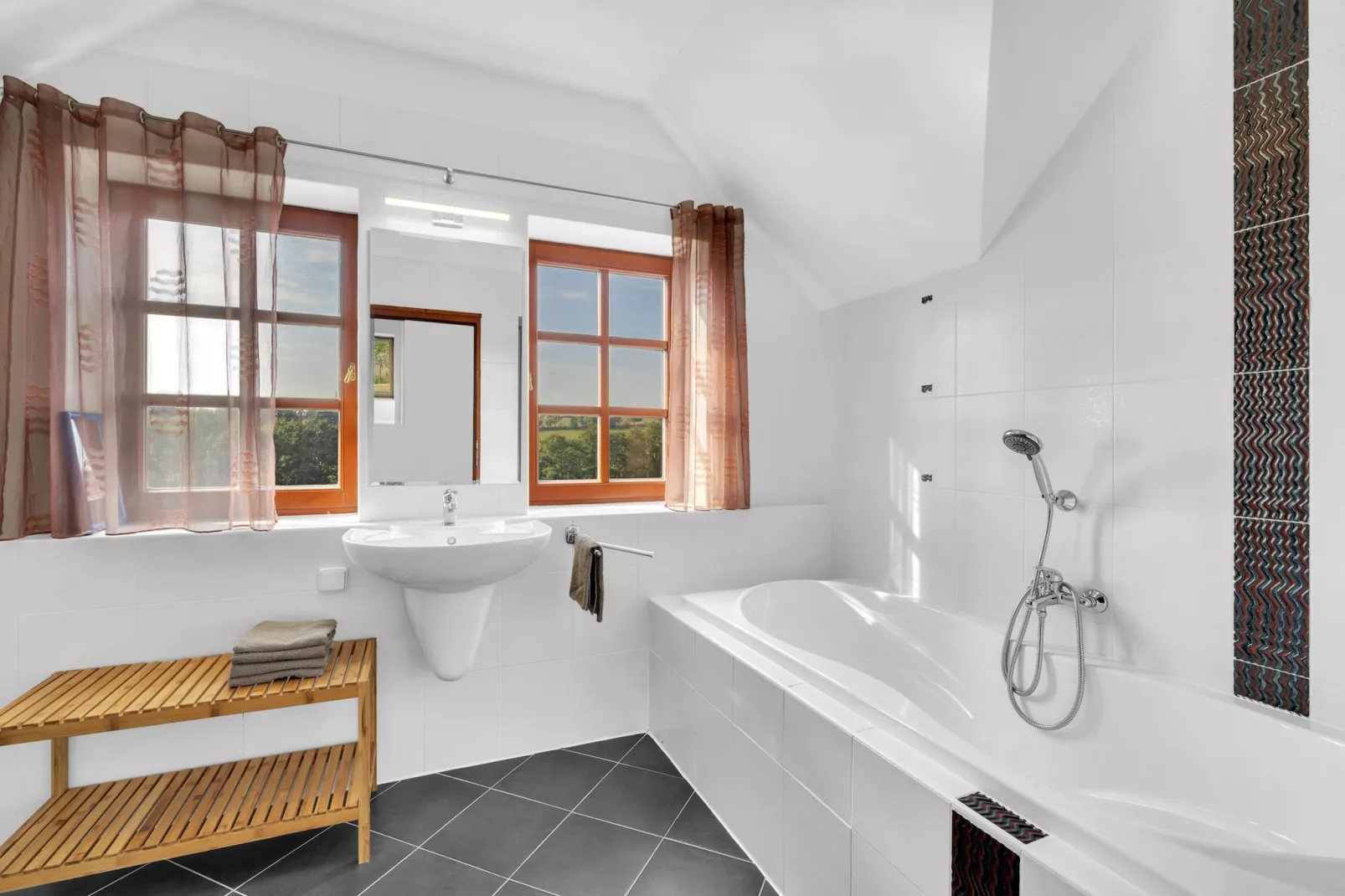 Stupna KSF095-Bathroom