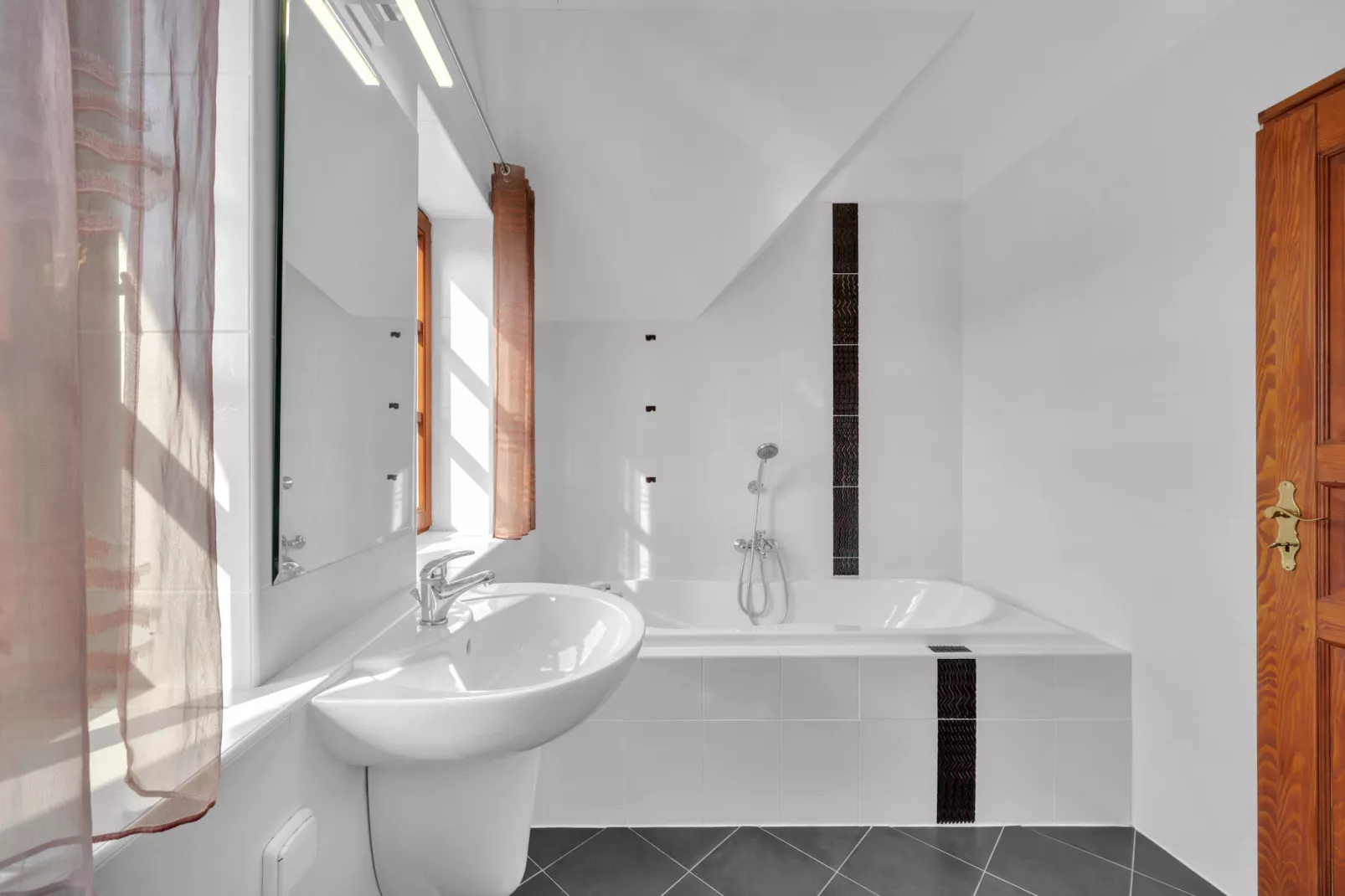 Stupna KSF095-Bathroom