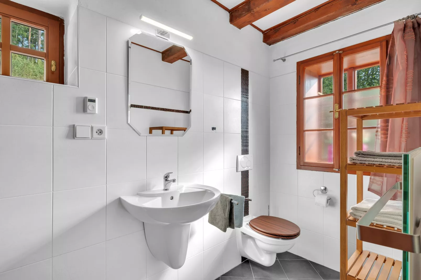 Stupna KSF095-Bathroom