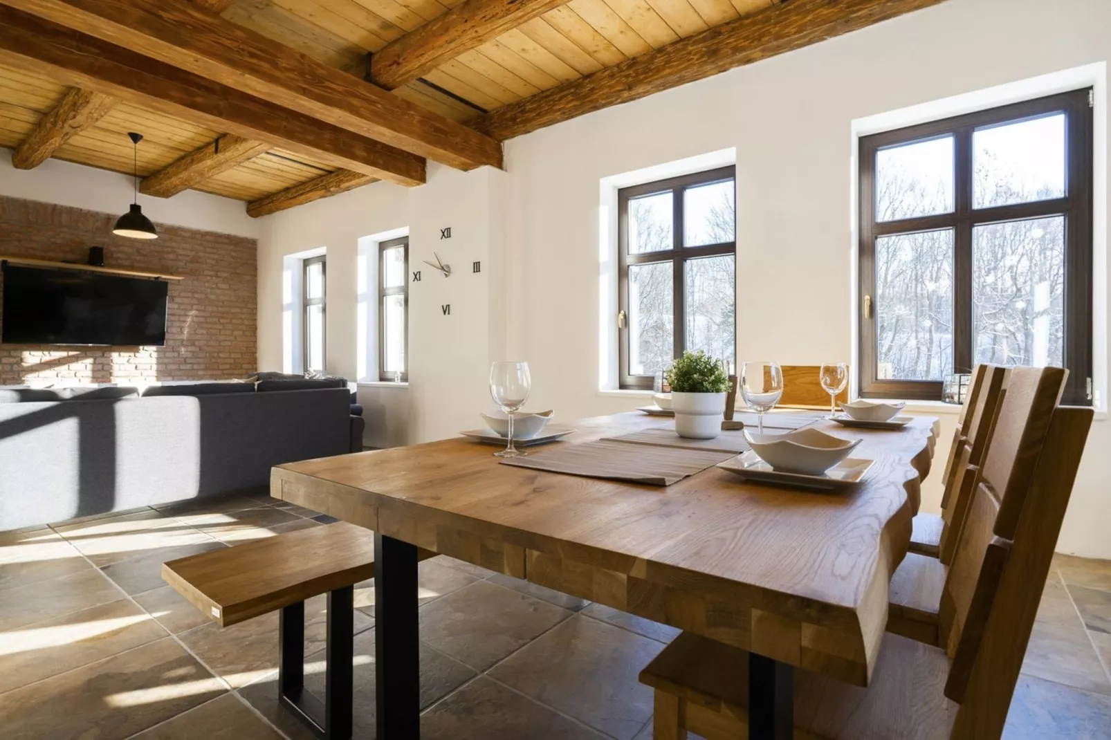 Rudnik KRC070-Dining room