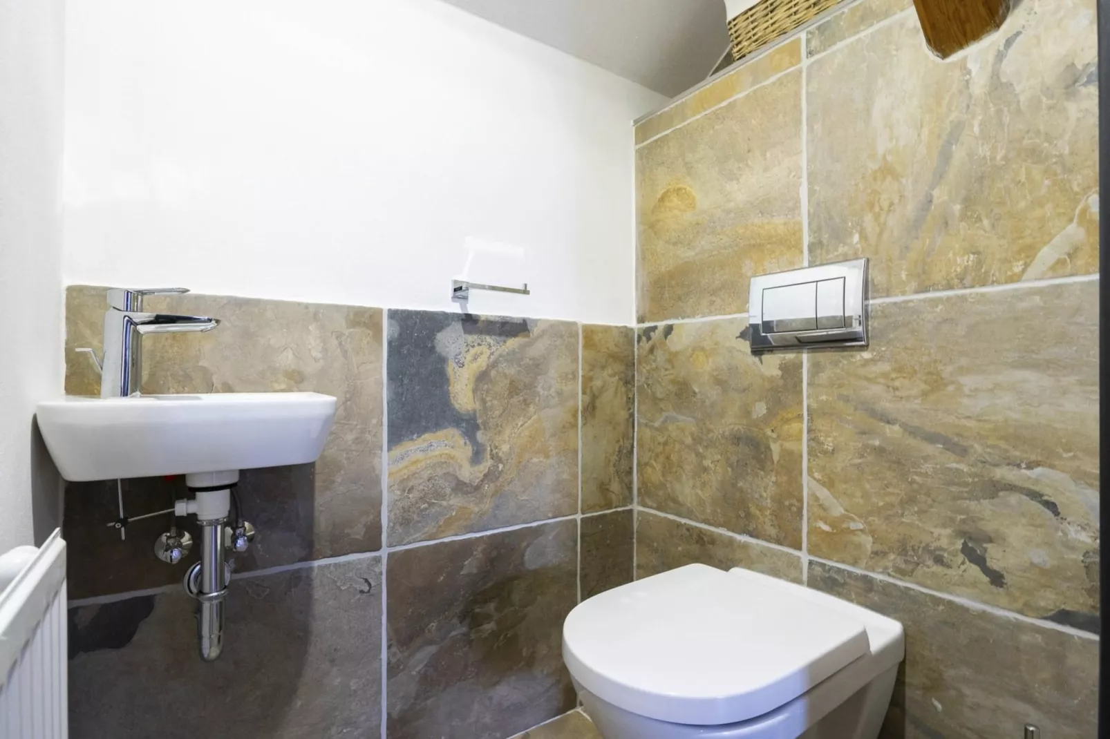 Rudnik KRC070-Bathroom