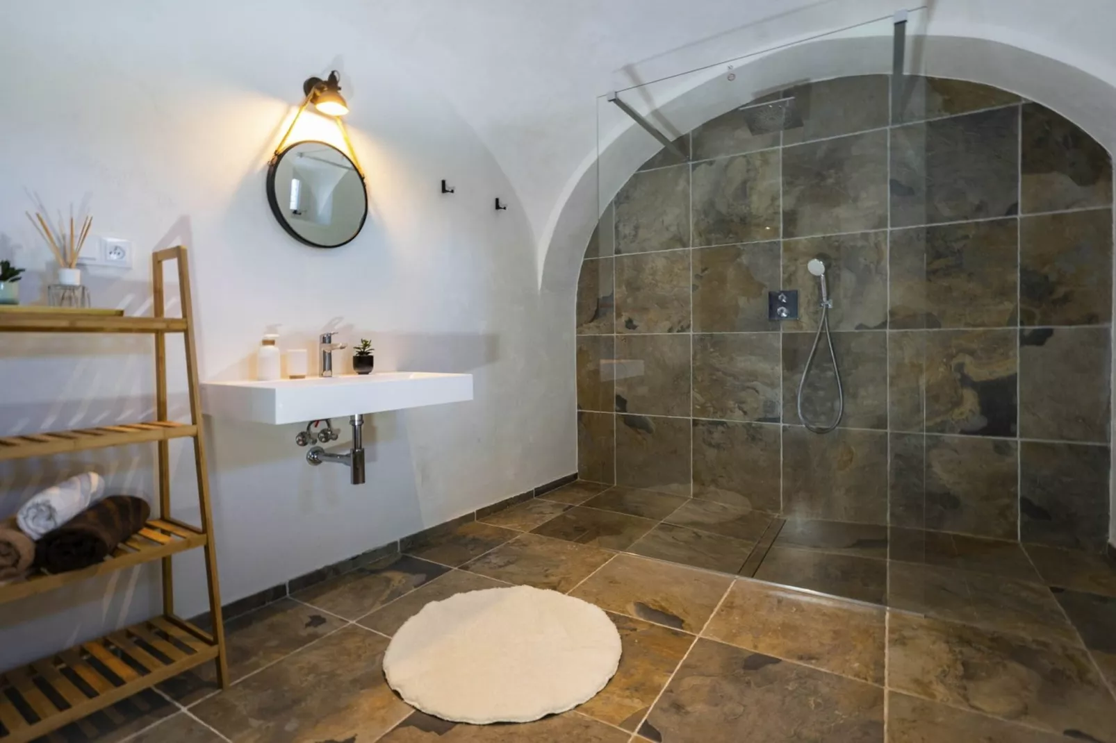 Rudnik KRC070-Bathroom