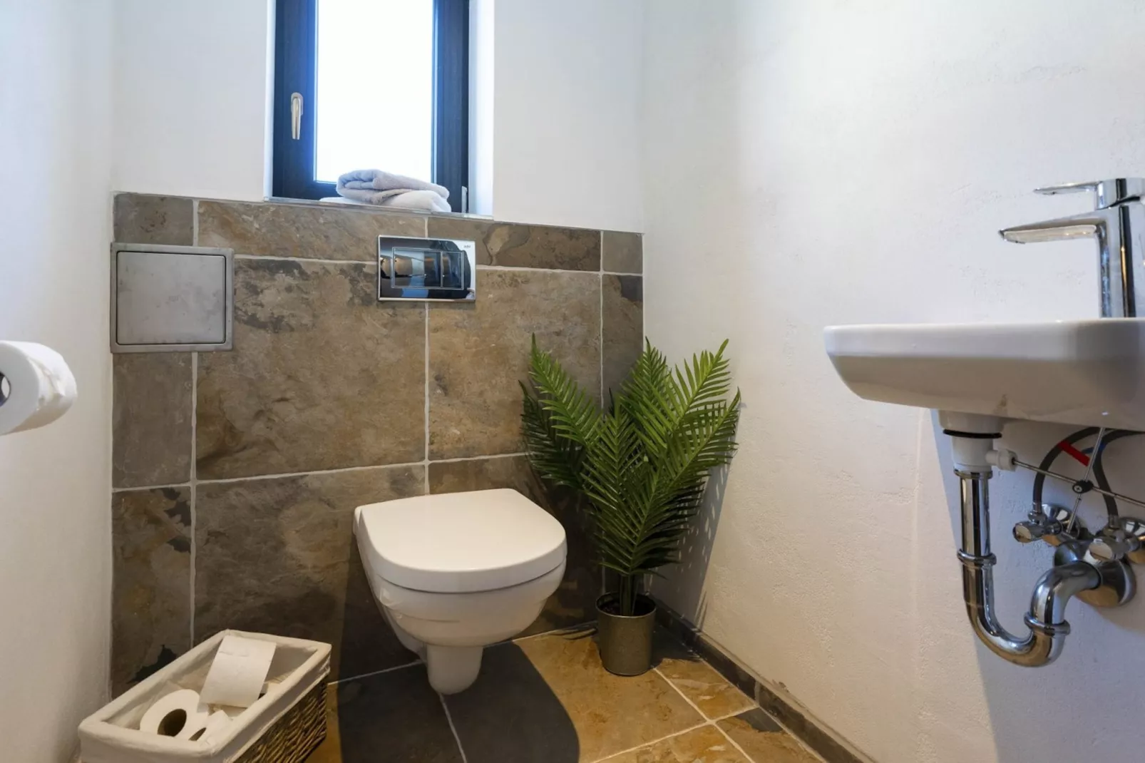 Rudnik KRC070-Bathroom