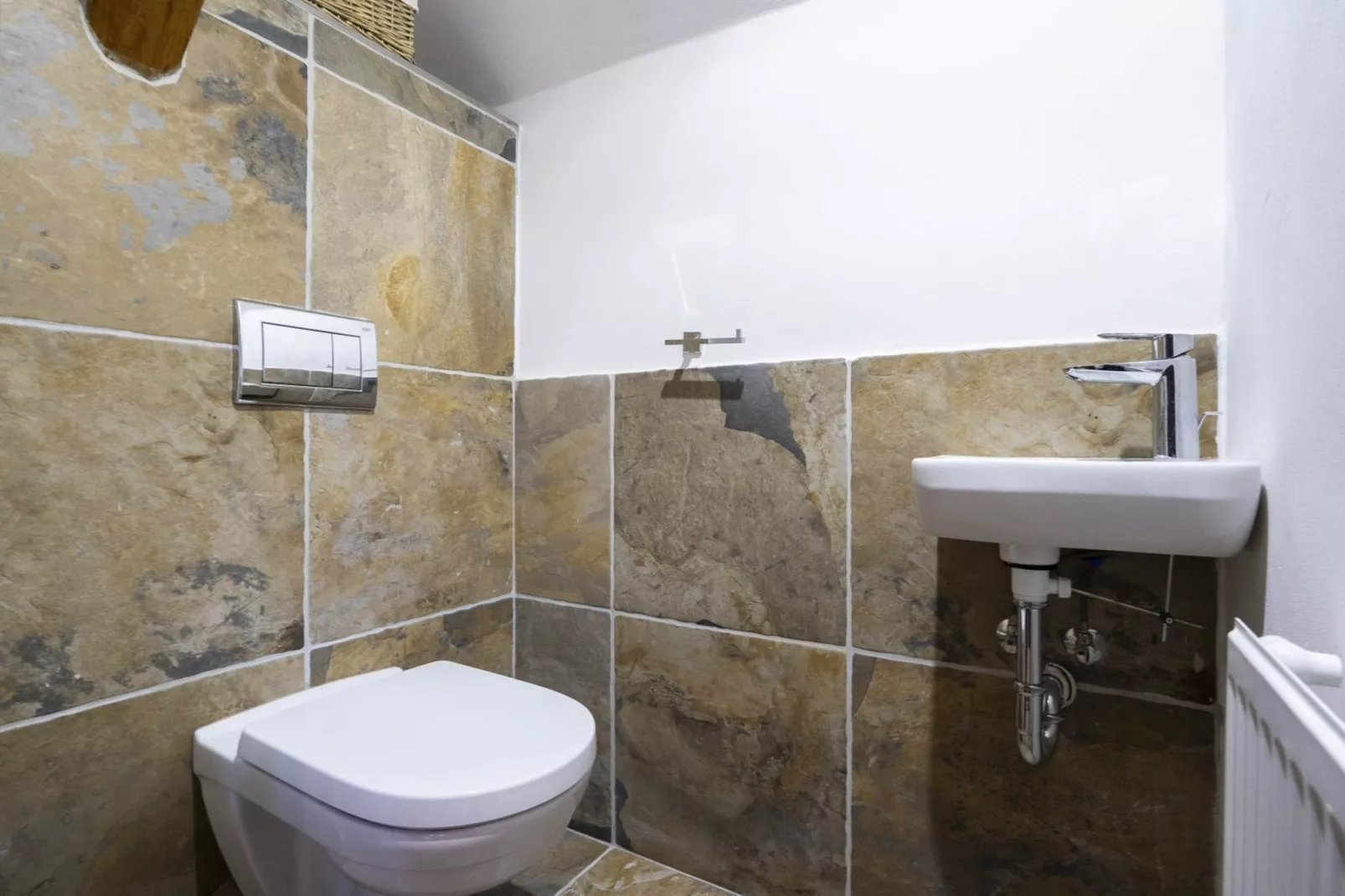 Rudnik KRC070-Bathroom