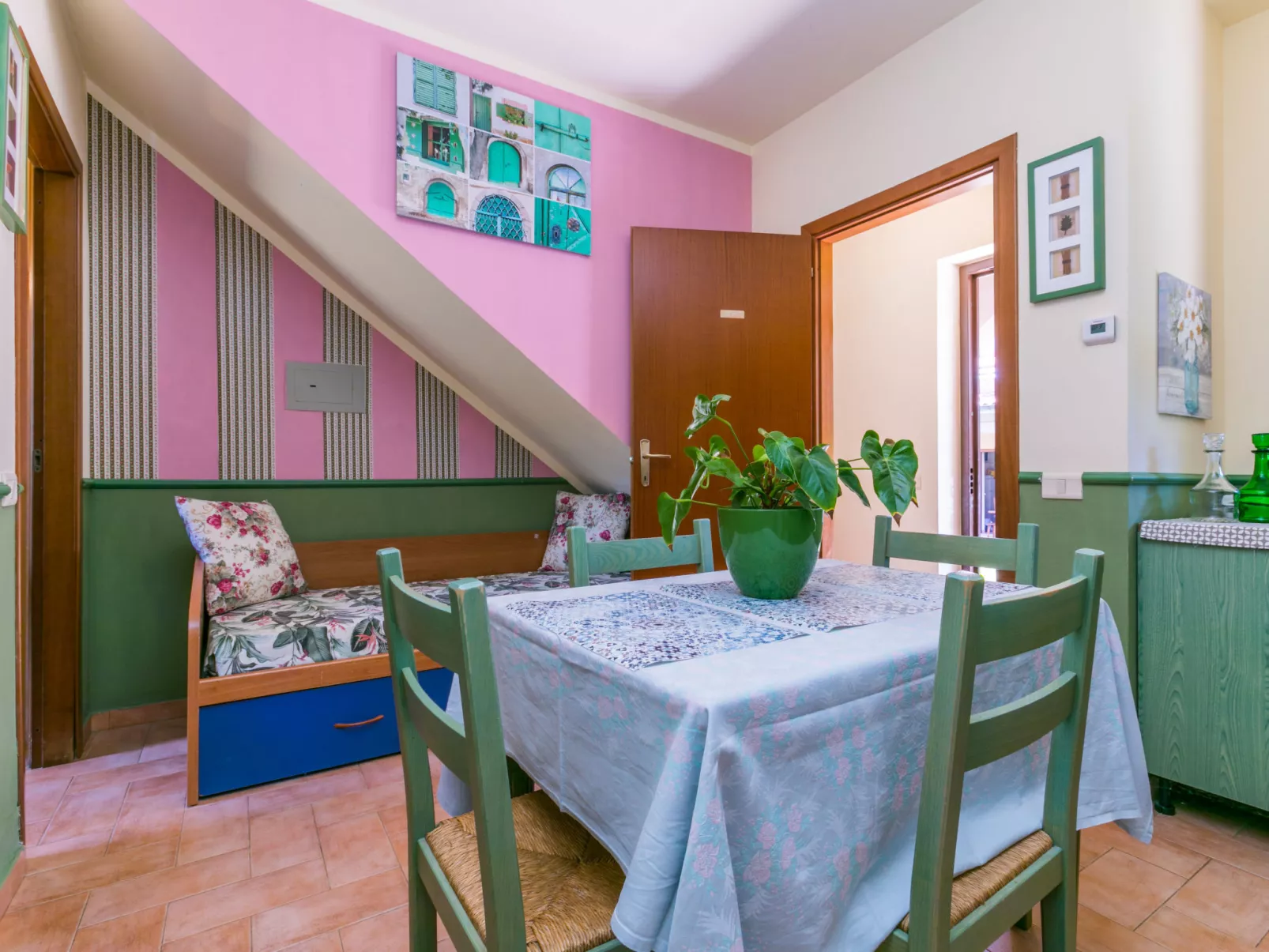 Trilocale - Ranch Hotel-Inside