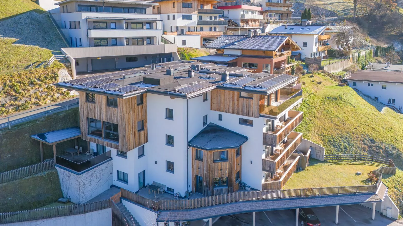 Hamberg-Exterior summer