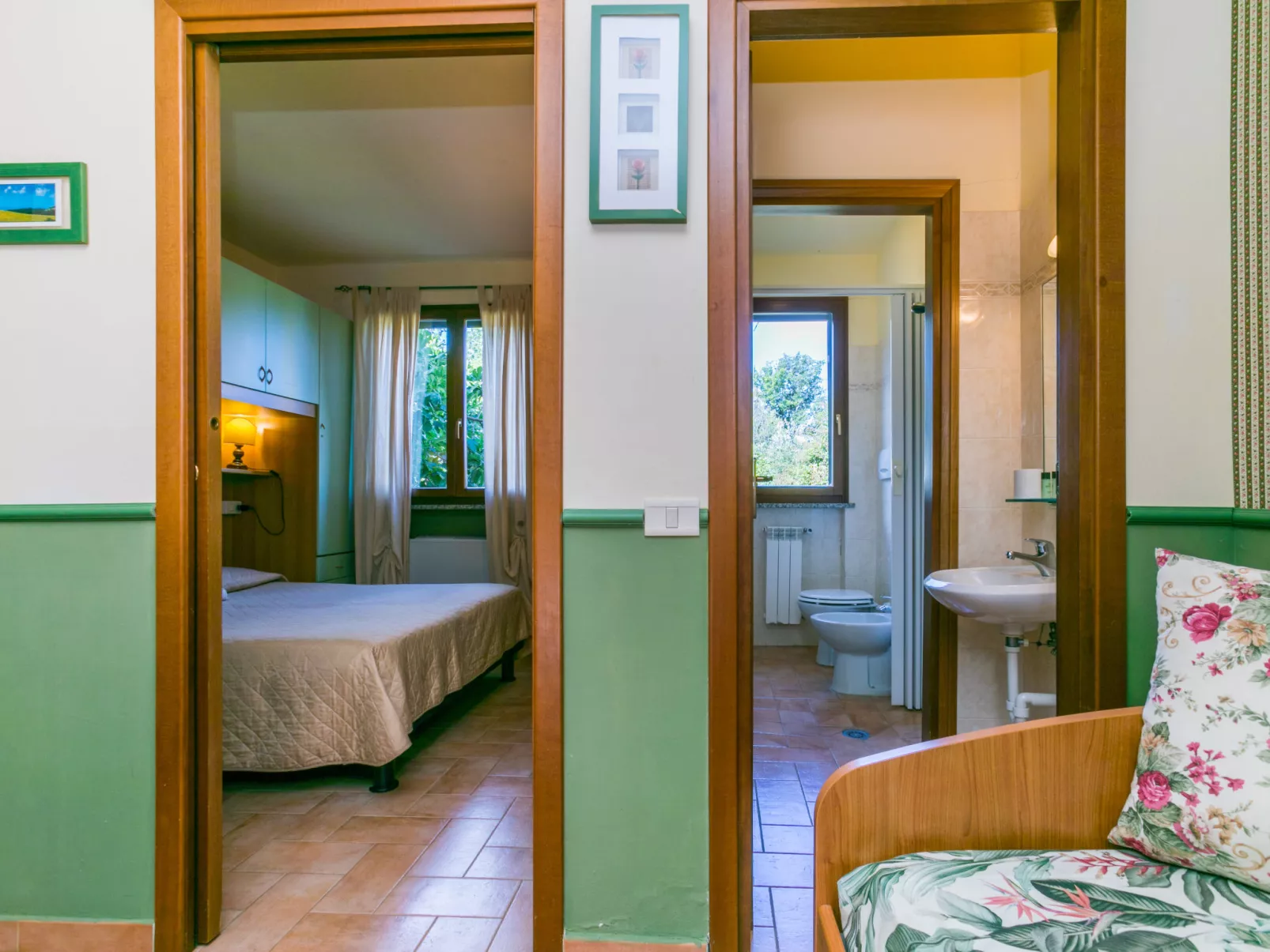 Trilocale - Ranch Hotel-Inside