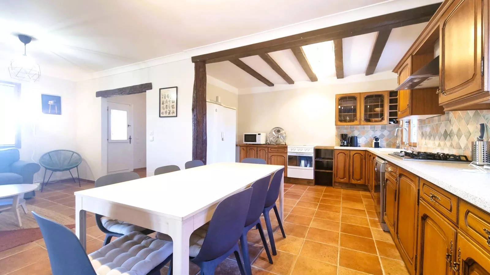 Belle Bize-Kitchen