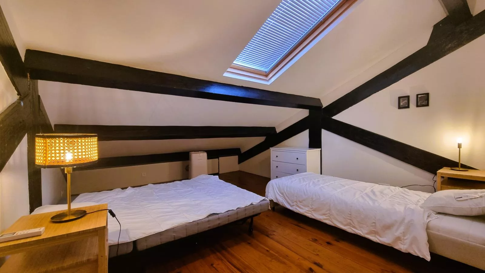 Belle Bize-Bedroom