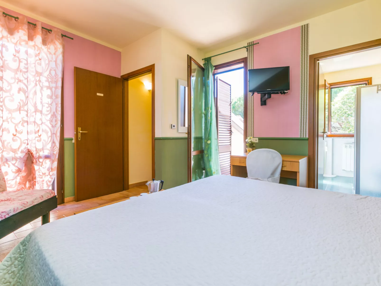 Trilocale - Ranch Hotel-Inside