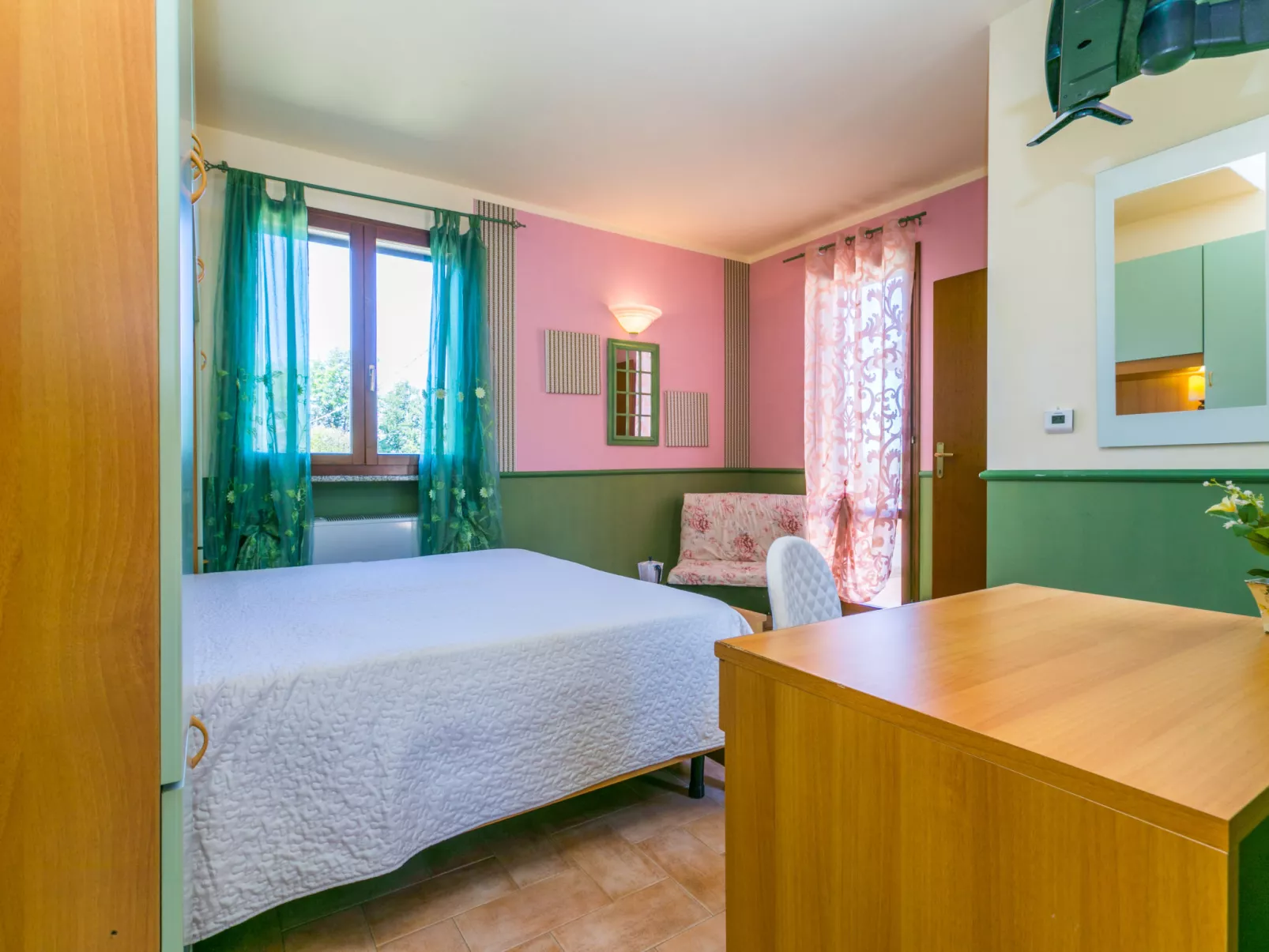 Trilocale - Ranch Hotel-Inside