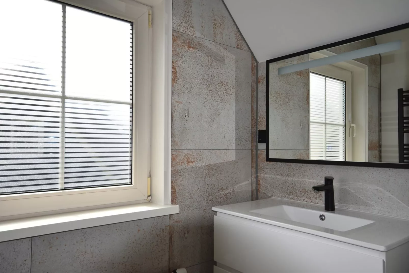 Anzelhoef 11-Bathroom