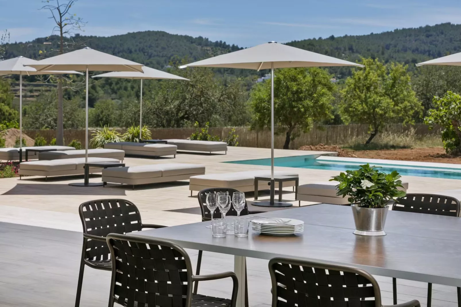 Villa Eclipse-Terrace balcony