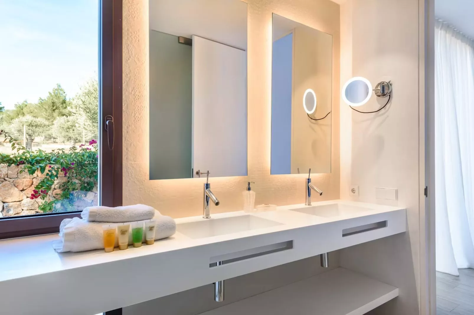 Villa Eclipse-Bathroom