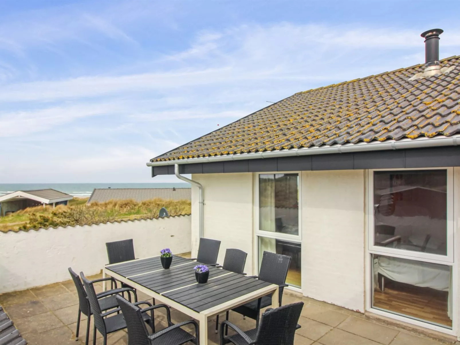 "Sigward" - 180m from the sea-Outside