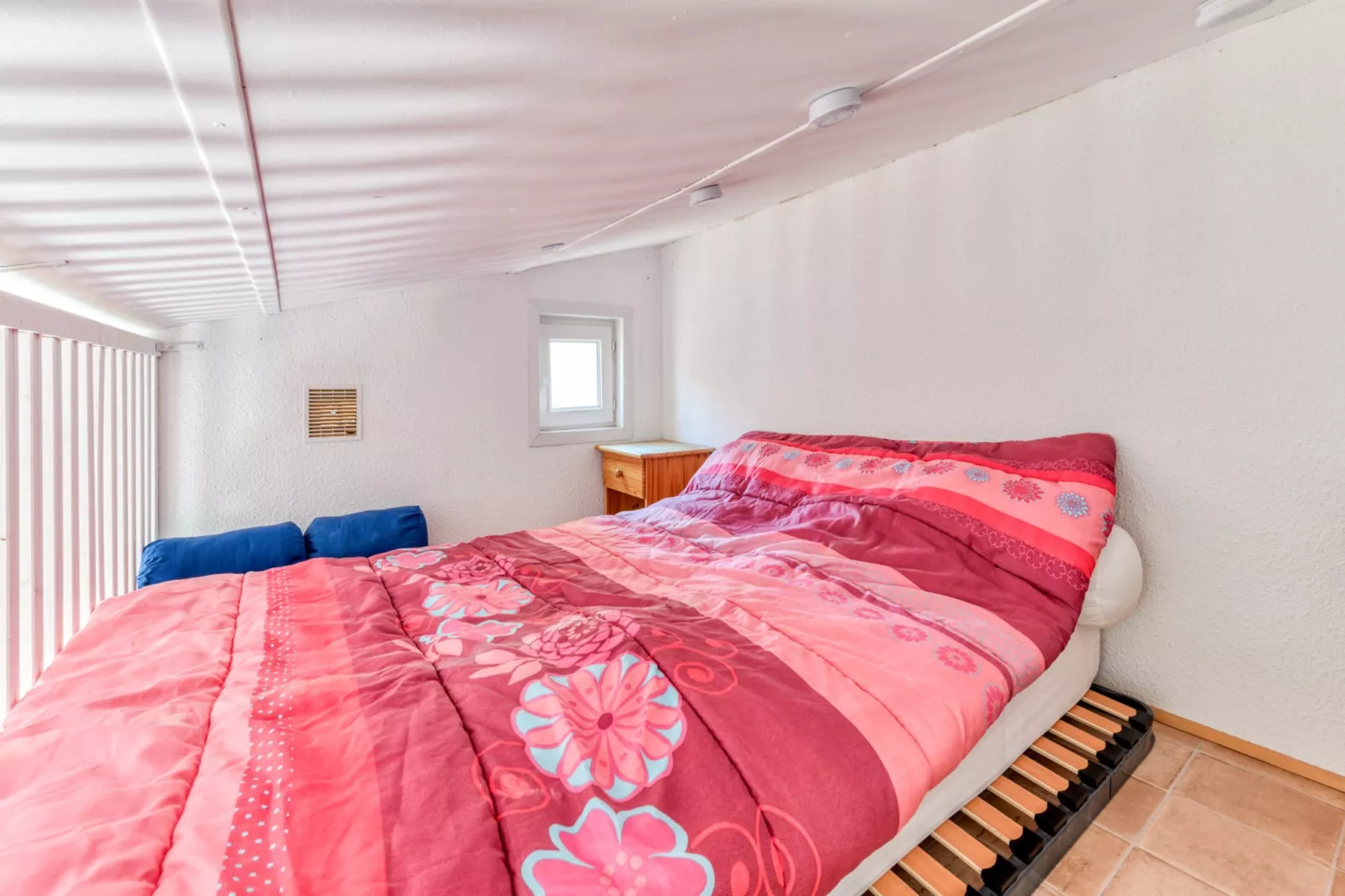 Les 4 Soleils AB N°16 - ST4-Bedroom