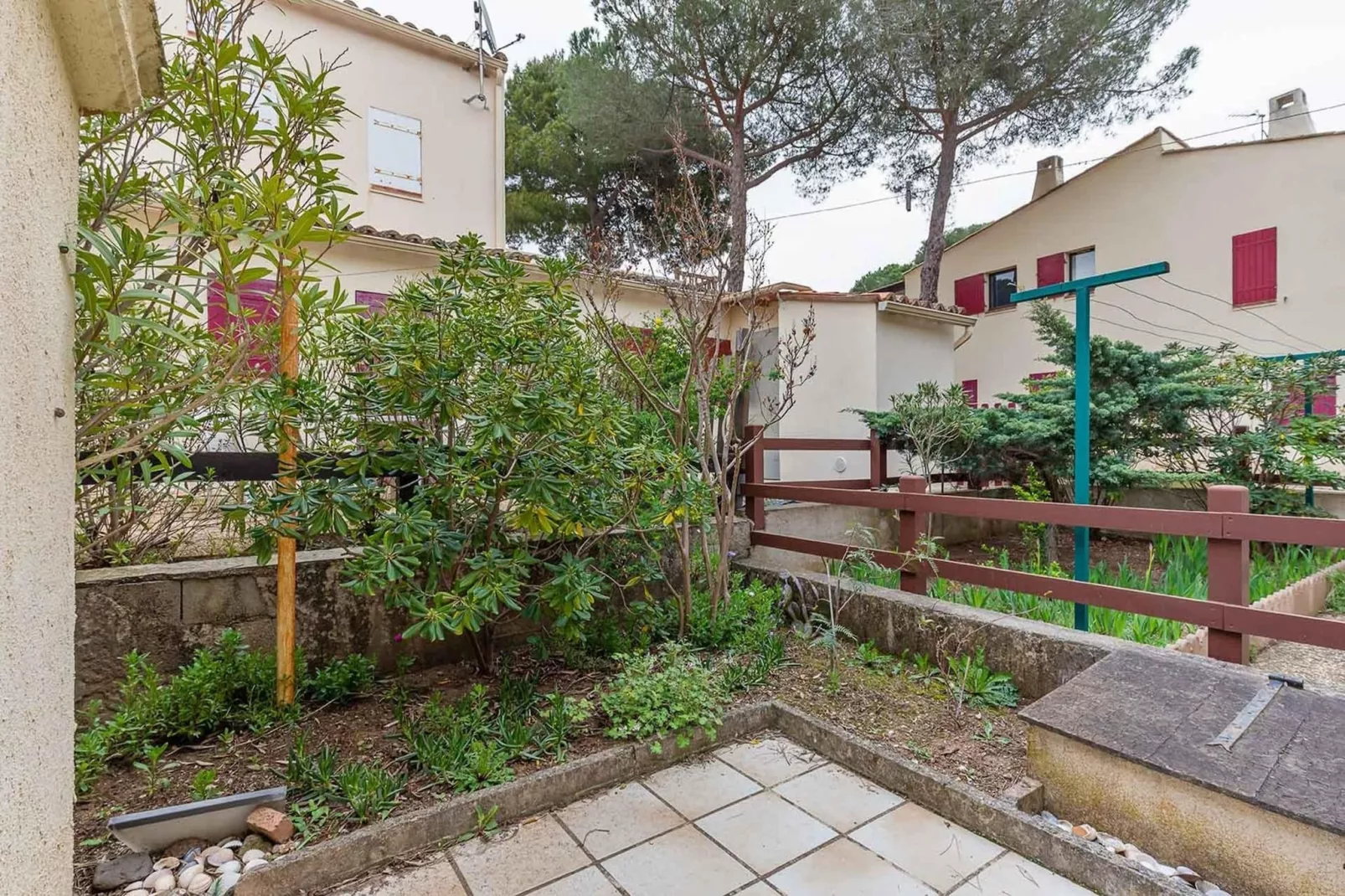 Le Centaure N°307 - 2P4C-Gardens summer