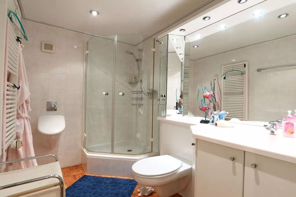 268306-Bathroom