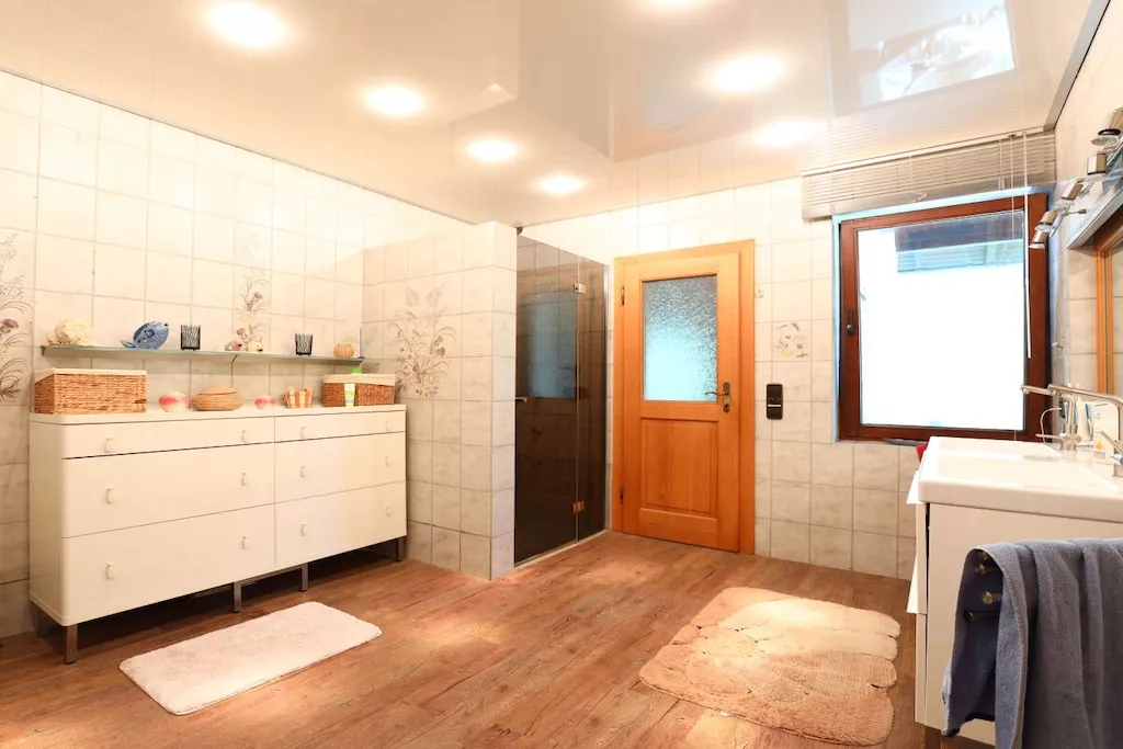 268306-Bathroom