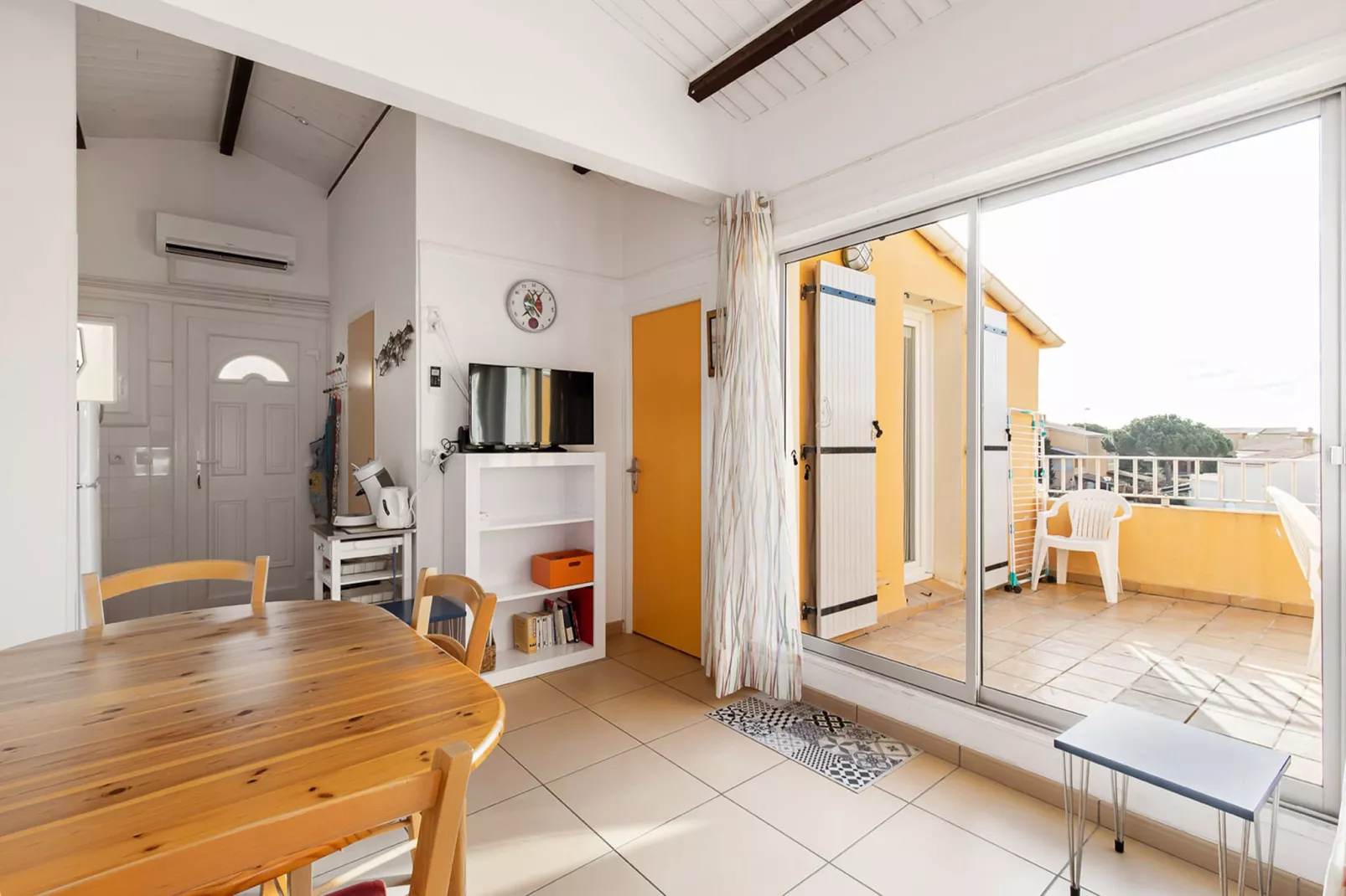 Agathe Plus N°1221 - 3P4-Living room