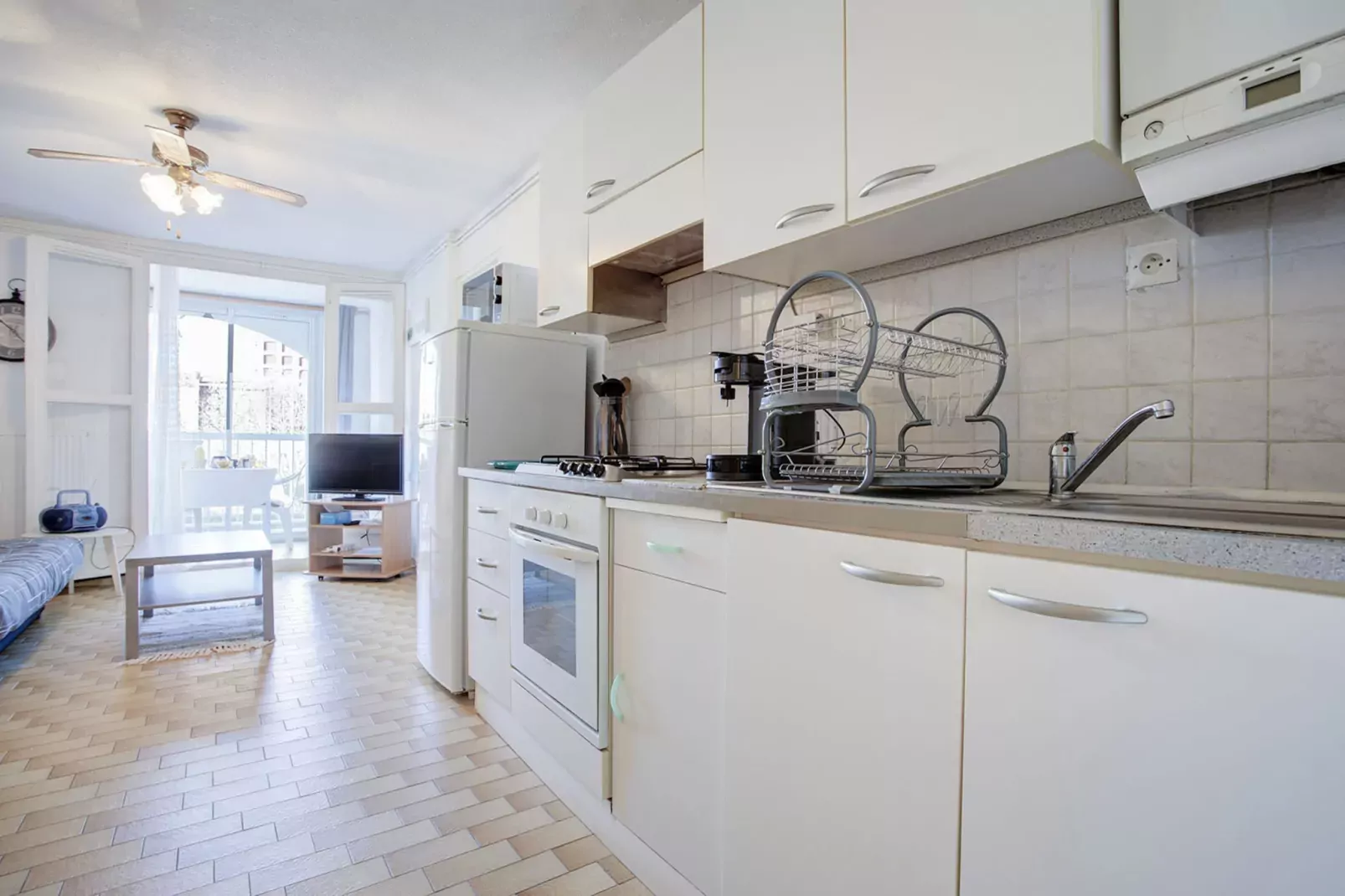 Le Cosmos C N°15 - 2P4-Kitchen
