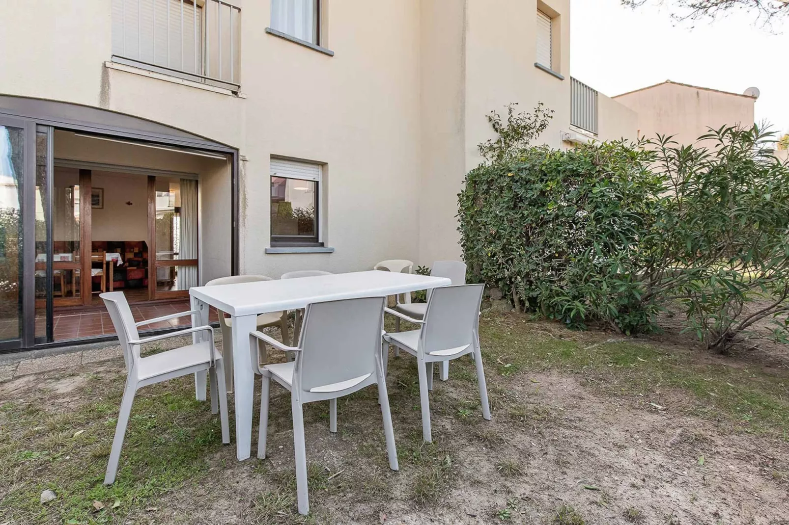Port Lano N°112 - 3P7-Gardens summer