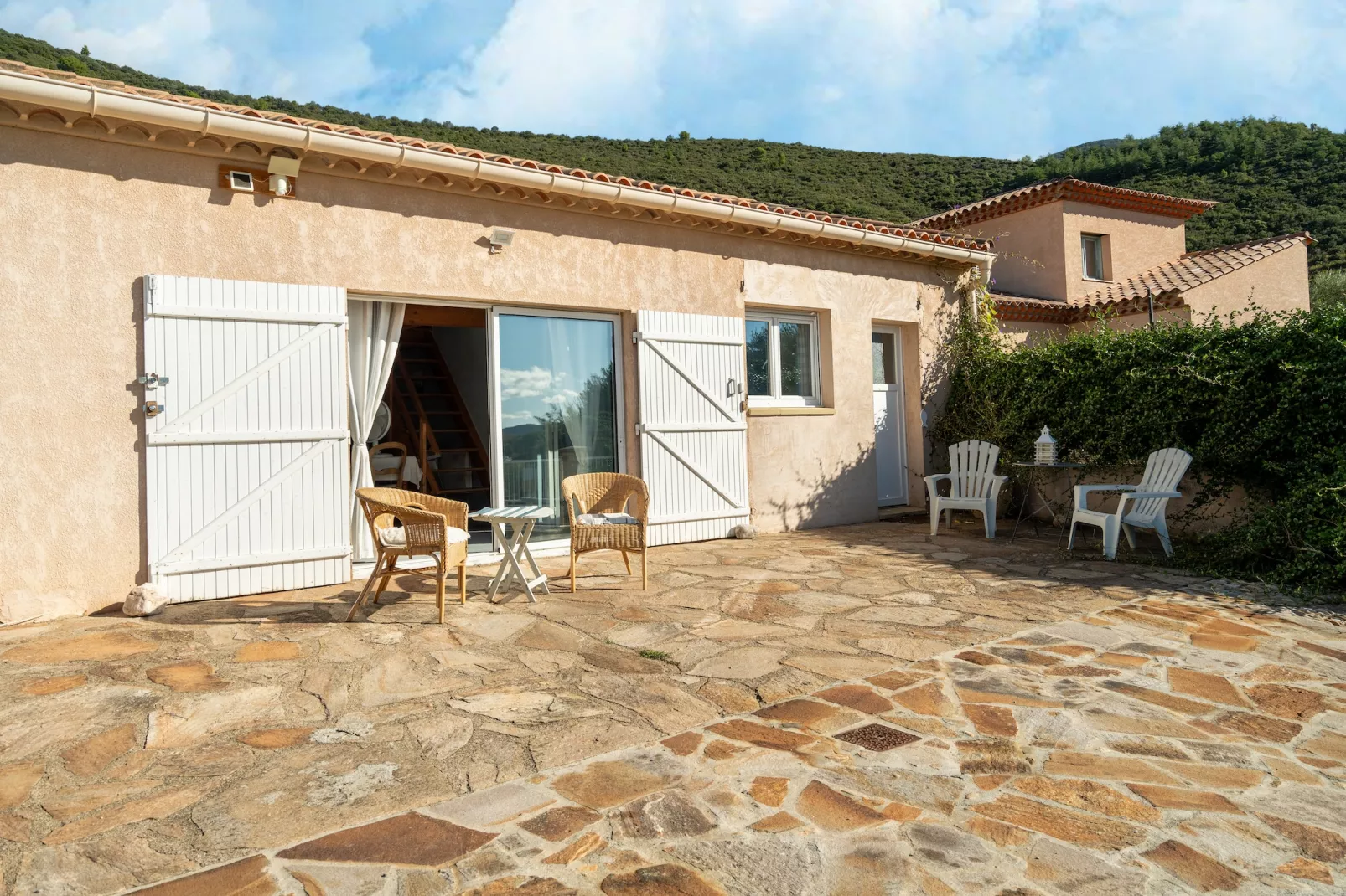 House in the south of France with private pool-Exterior summer